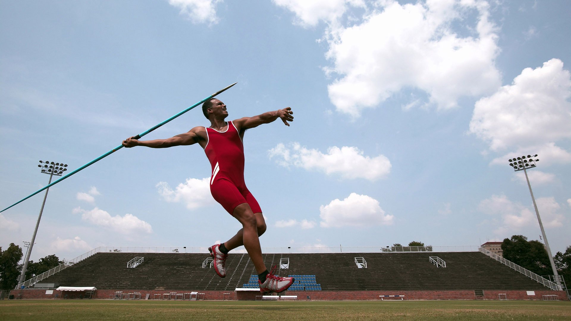 开云·体育官方网站入口-大卫·波波维奇男子100米自由泳表现抢眼，游泳 波波维奇